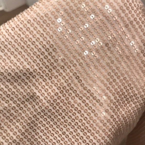 Rose gold sequin tank top - Picture 3 of 3
